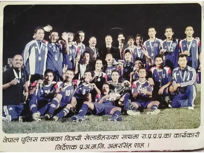 एयरपोर्टमा टिमको समूह तस्बिर — यात्राको तयारी | Team group photo at the airport — preparing to travel